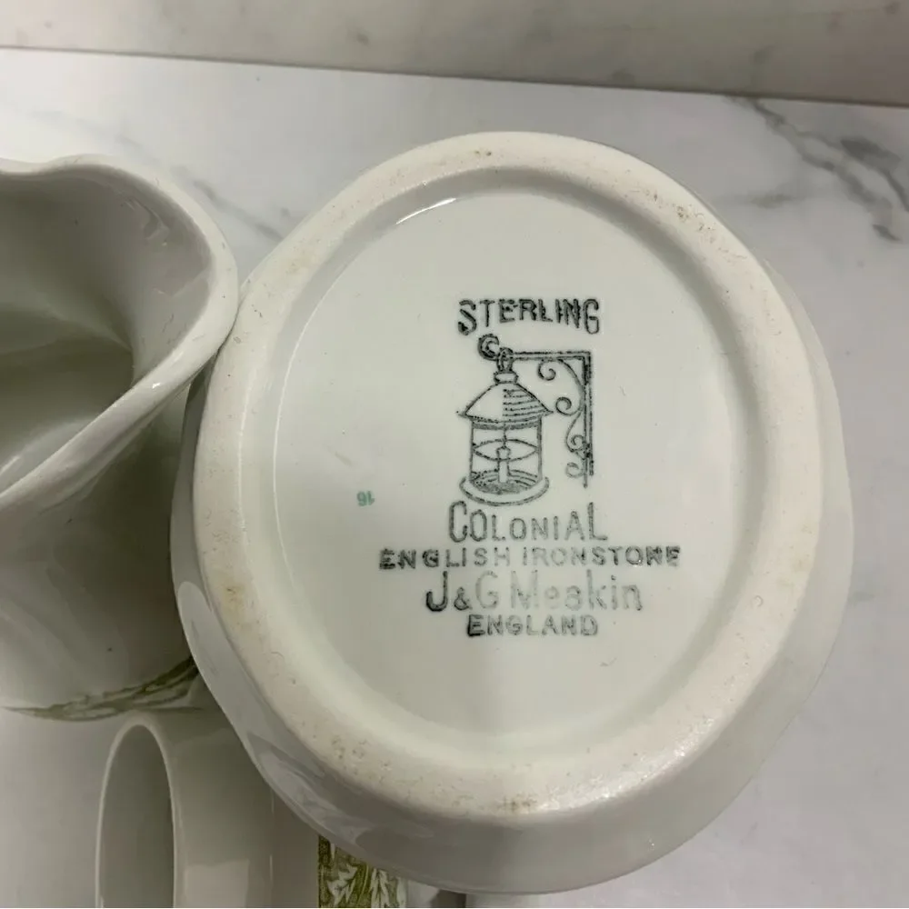 VINTAGE Colonial J&G Meakin Creamer and Sugar set